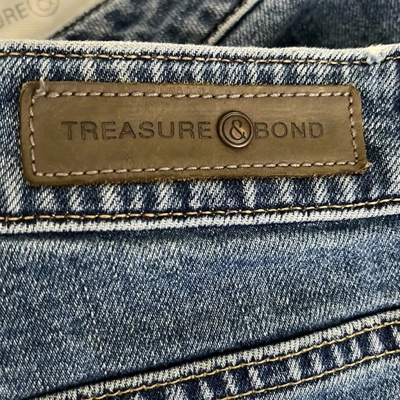 Treasure & Bond Foster Boyfriend High Rise Exposed Button Fly Cut Off Short - 29 - Picture 5 of 7